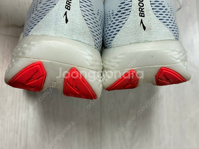 브룩스 하이페리온 맥스2 260mm--4