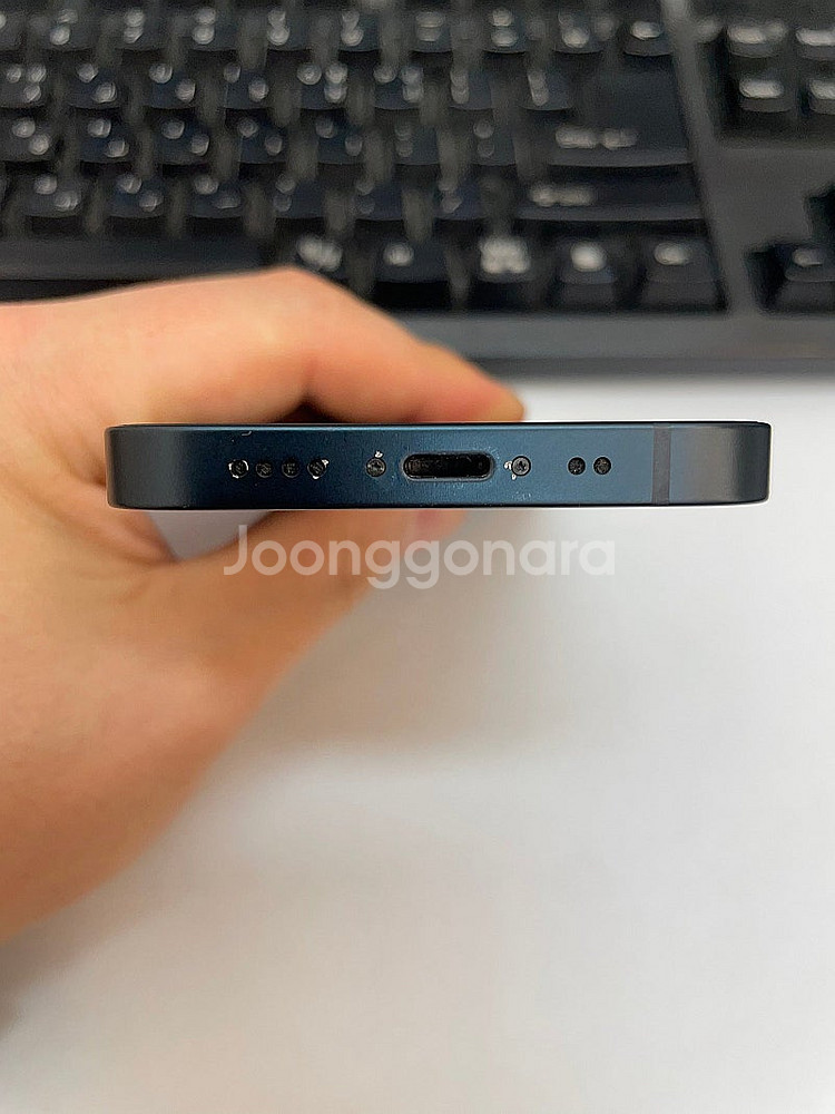 아이폰13미니 블랙 128GB 상태좋은중고30만팝니다.--5