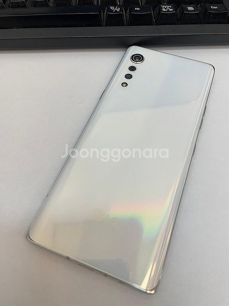 LG벨벳 화이트 128GB 상태좋은 중고9만팝니다.--1