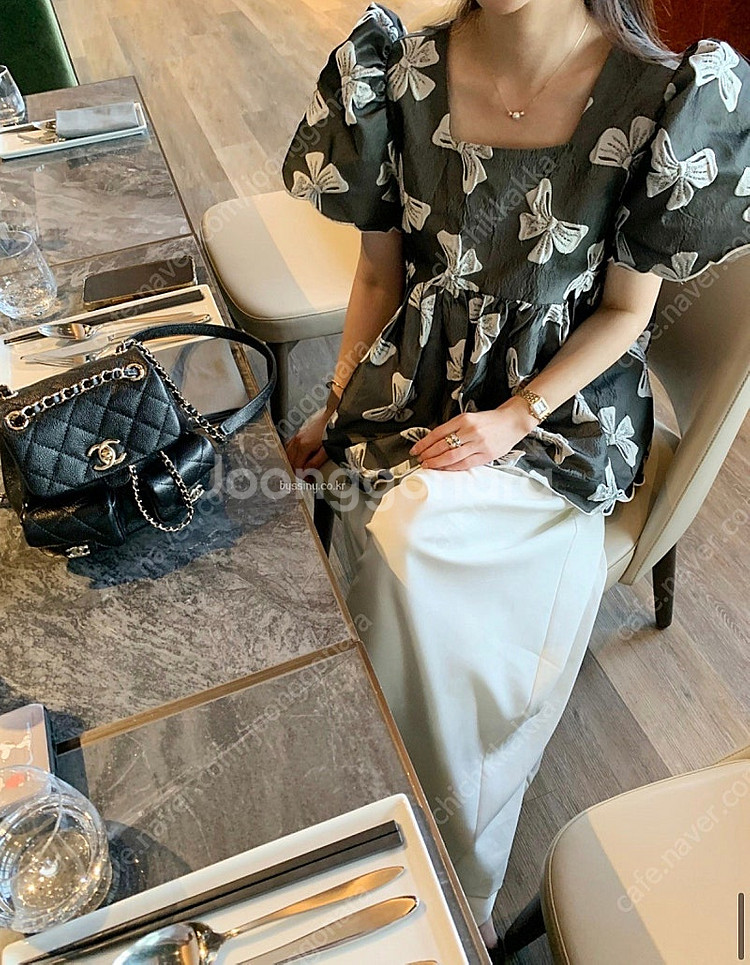 바이씨니 제작 리본자가드 블라우스 그레이--1