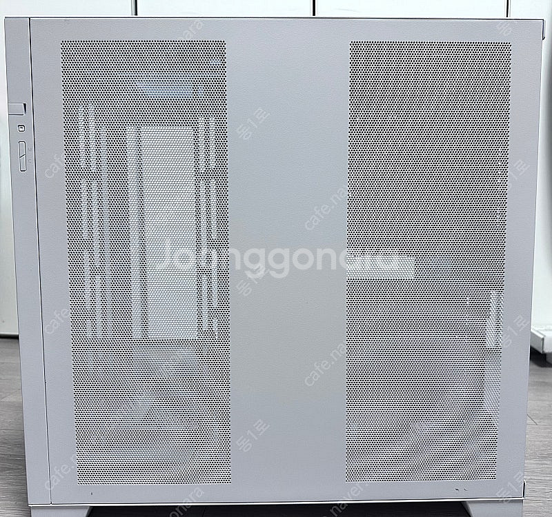 리안리 O11D EVO 화이트 케이스 + 부속--2