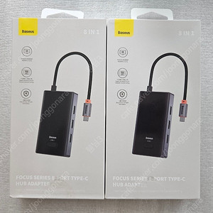 베이스어스 파이오니어 8in1 멀티허브 8포트/USB 3.0 Type C 미개봉 새제품 2개 1개당 27,000원이고 2개 있으며 전부 미개봉 새제품입니다 이사짐과 사무실 정