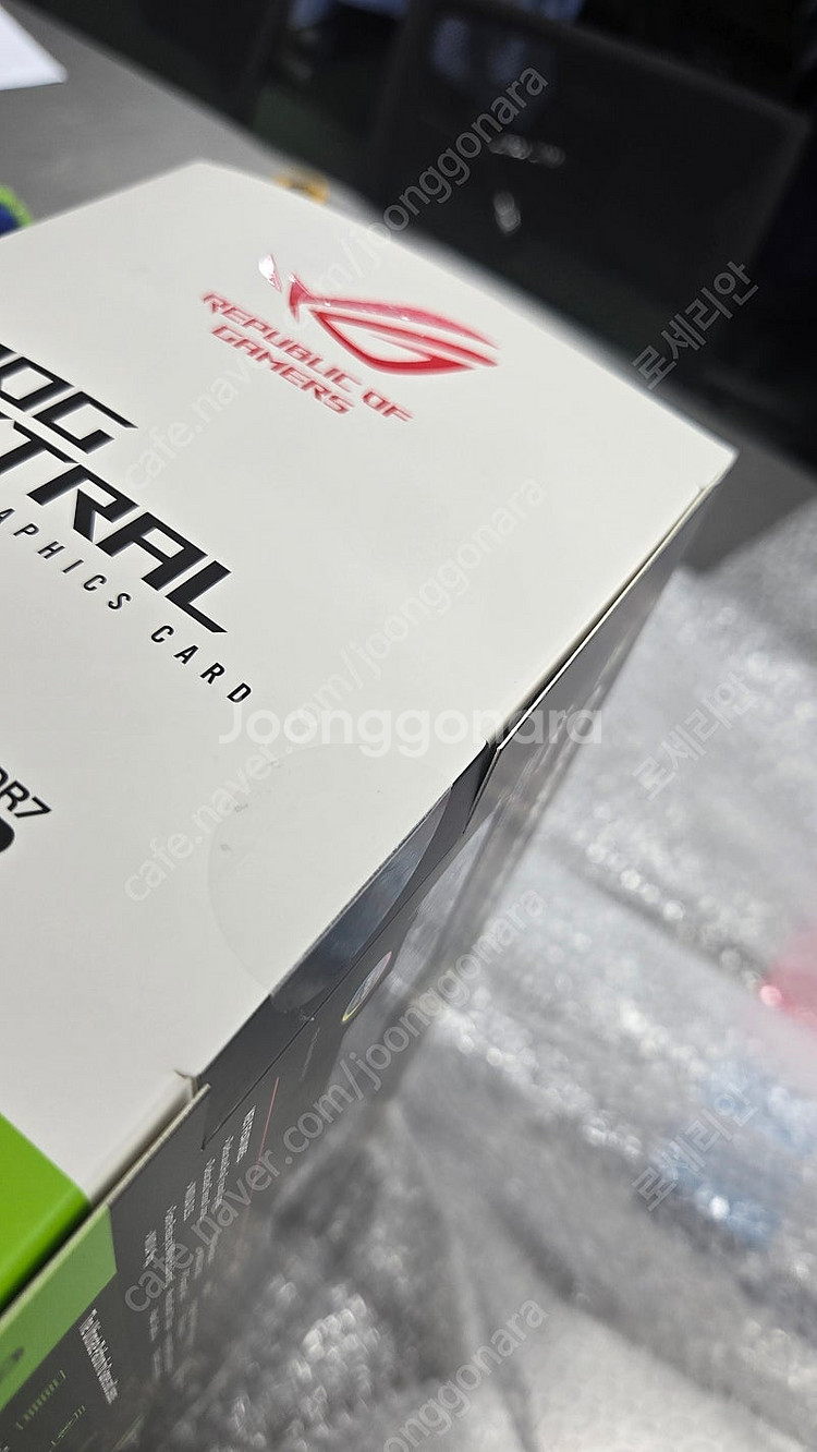 ASUS RTX5080 아스트랄 미개봉 팜--5