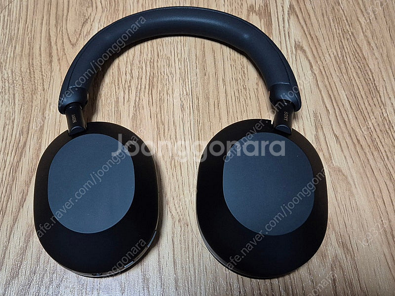 소니 헤드폰 WH-1000XM5 블랙 신품급 판매--1