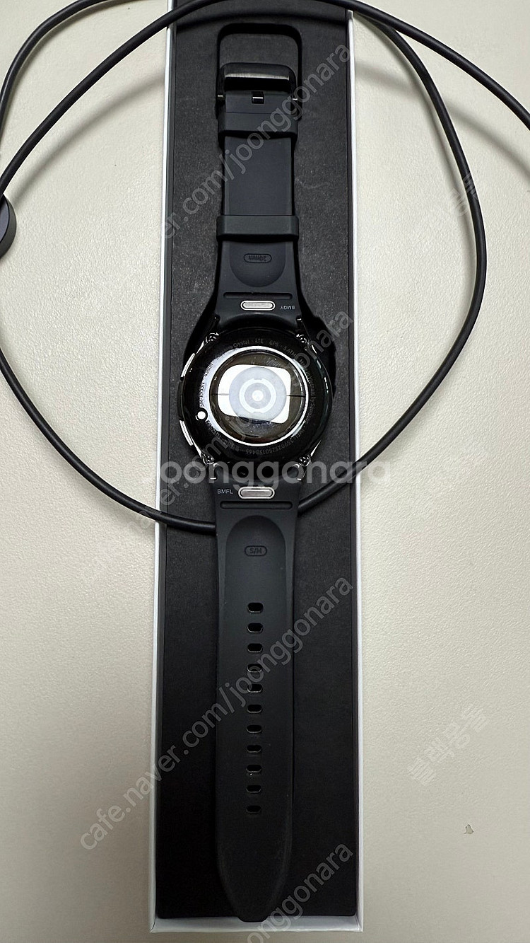 갤럭시워치6 클래식 43mm LTE 판매합니다.--1