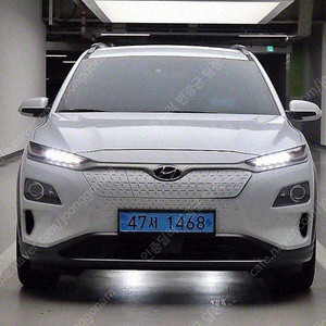 코나 중고차 코나 전기차 중고 흰색 2020년식 4,738km 프리미엄 중고차금리