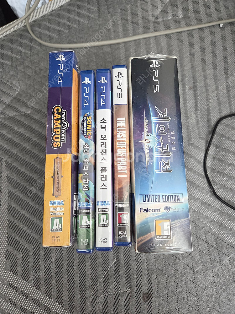 PS4, PS5 미개봉 타이틀 팝니다.--0