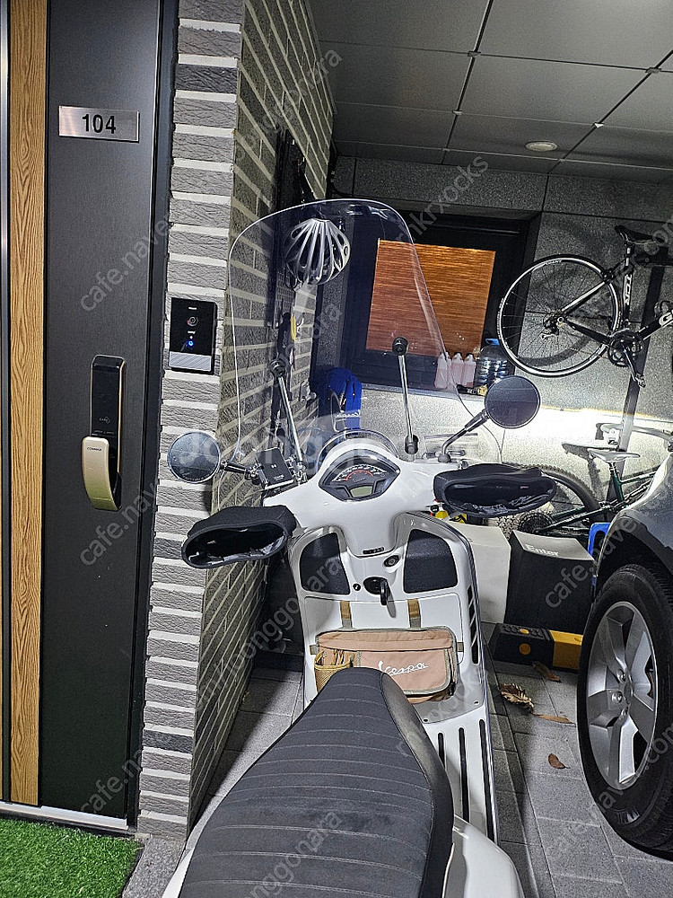 베스파 GTS300--1