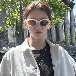 젠틀몬스터 르 IV 아이보리 급처