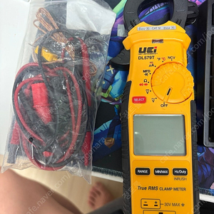 UEI DL579T 클램프 메터