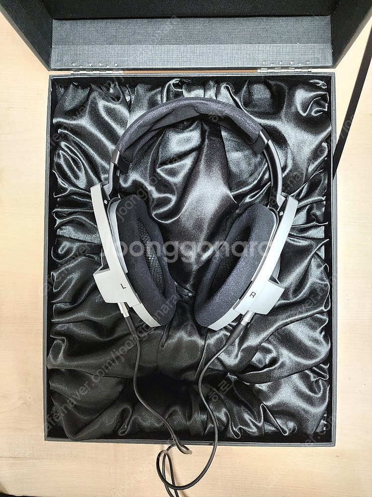젠하이저 HD800 헤드폰 팝니다.--0
