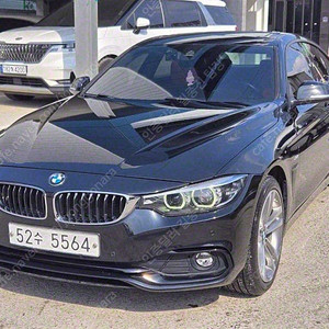 BMW 4시리즈 중고 BMW 4시리즈 중고차 검정색 2018년식 85,569km 420d xDRIVE 그란쿠페 스포츠 중고차카페