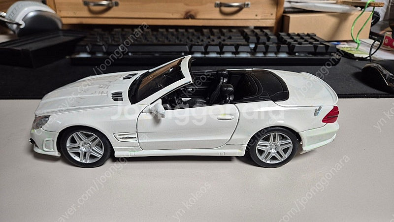 1/18 다이캐스트 마이스토 SL63 AMG 자동차모형...--2