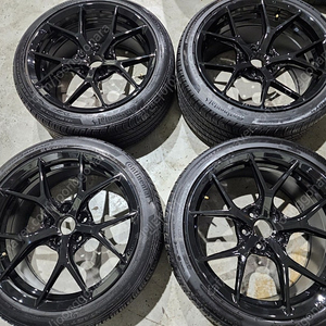 (판매) g30 bmw5시리즈 지가토ZS-02 19인치 휠타이어 ​판매합니다