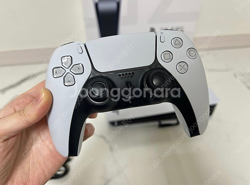 Ps5 디스크버전 풀박스 판매합니다--4