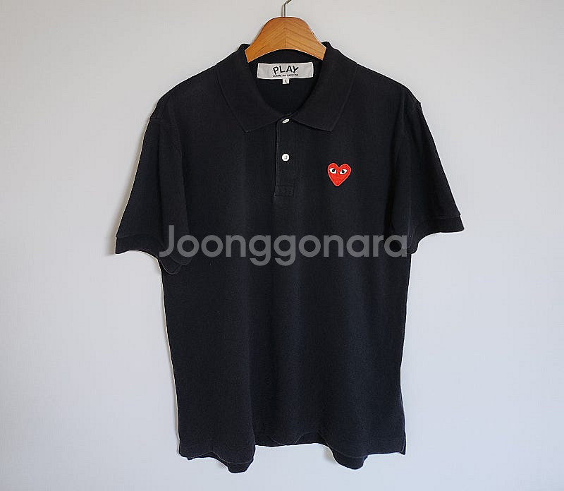 L 꼼데가르송 블랙 레드와펜 남성 반팔 카라티 AZ-T...--0