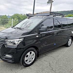 19년식 더 뉴 그랜드스타렉스 3인승 4륜 캠핑카 오토(A/T) (리모델링, 인산철300)전액할부가능!