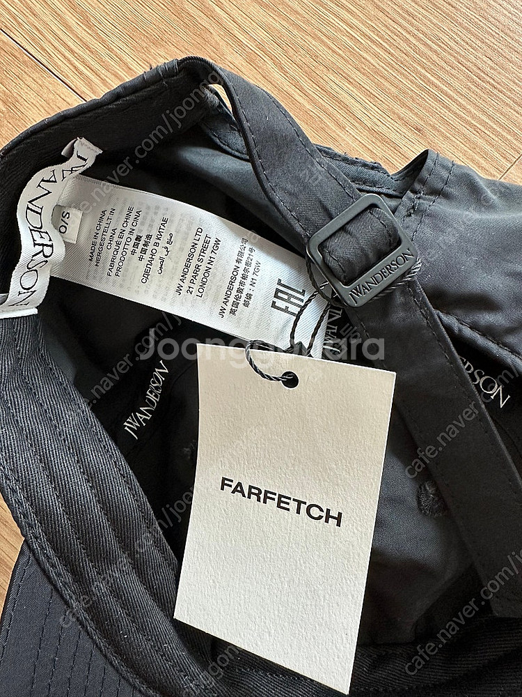 새상품 jw앤더슨 여자 볼캡 모자--5