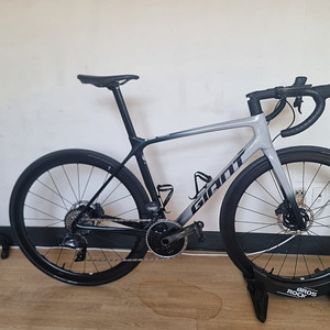 2022 TCR Advance Pro0 M사이즈 + 싱크라이더 X7 Pro 판매합니다.