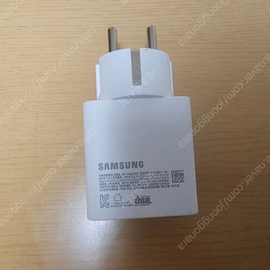 삼성 65W 충전기 TA865 R01(접지형) 팝니다.