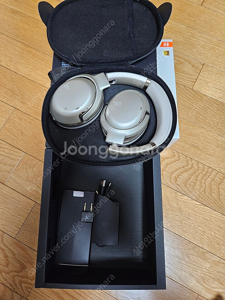 JBL TOUR ONE M2 12만원--0