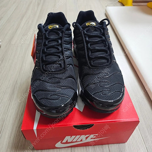 나이키 에어맥스 플러스 270mm 새상품