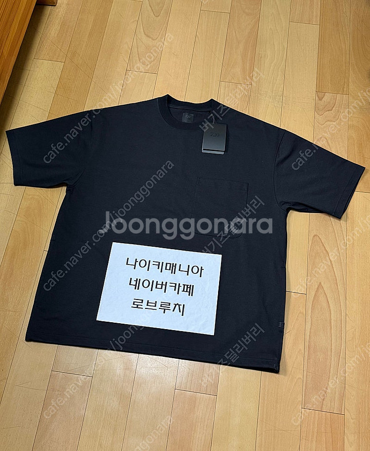 [L] 다이와피어39 테크 포켓 크루넥 티셔츠 블랙--5