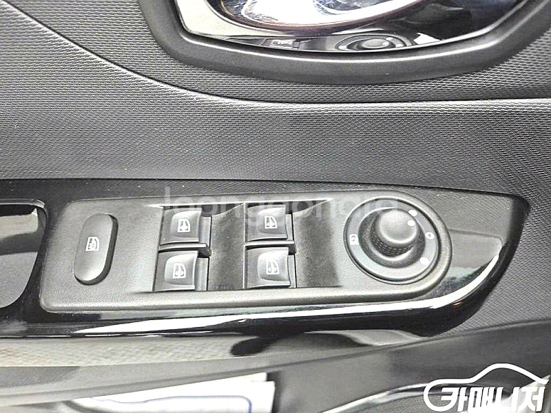 르노코리아(삼성) QM3 디젤 1.5 RE 중고 QM3 디젤 1.5 RE 중고차--4