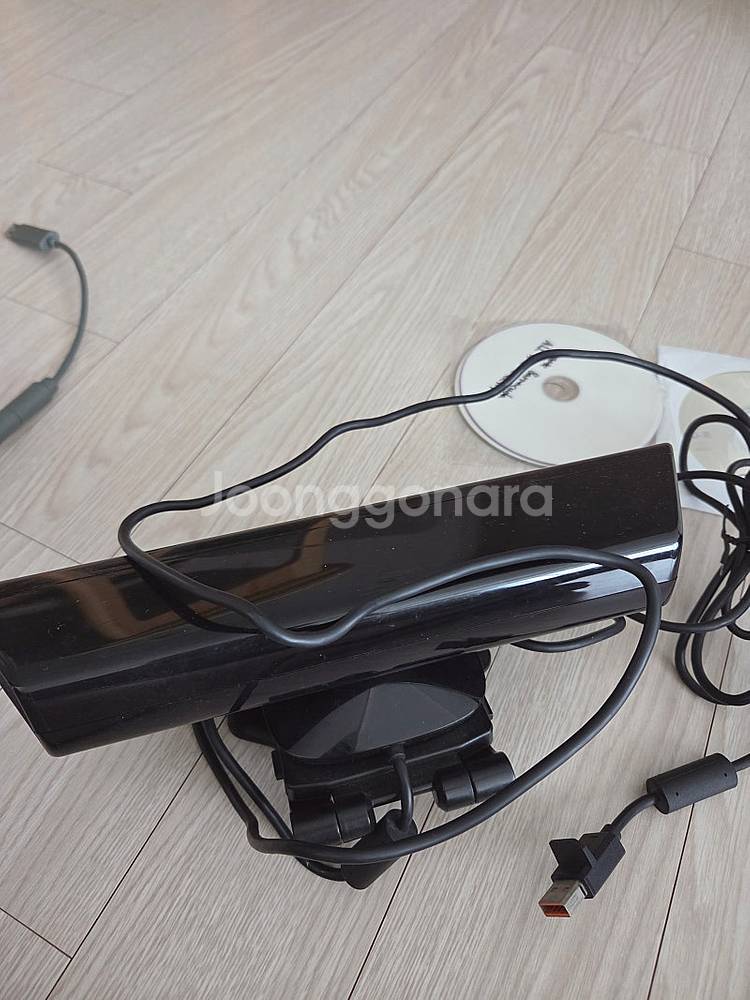 XBOX360 오로라1TB + 키넥트 + 추가패드--3
