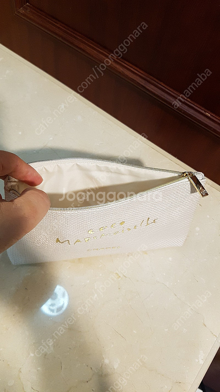 샤넬 코코마드모아젤 린넨 파우치--3