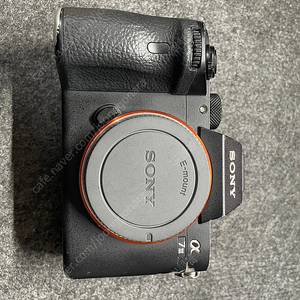 소니 a7m3, 16-35gm, 정품 m3용 세로그립, 정품 배터리 충전기 판매합니다.