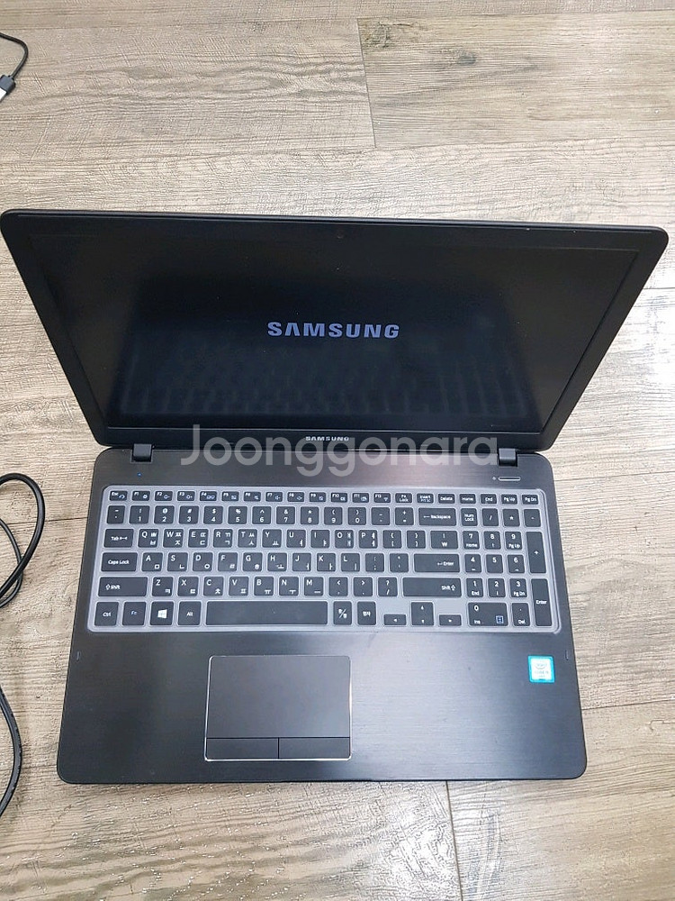 삼성노트북 NT501R5A-K08/C 배터리부품 9만--2
