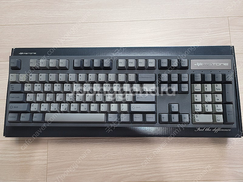엠스톤 그루브 풀배열 키보드 팝니다.--0