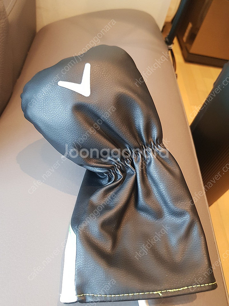 정품 타이틀리스트와 스릭슨 드라이버 두가지 판매해요.--8