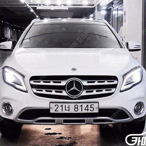 [벤츠]GLA클래스 X156 GLA220 프리미엄2018 년식 흰색 문제 없는 중고차