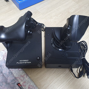 PS4용 호리 플라이트 스틱 판매합니다.