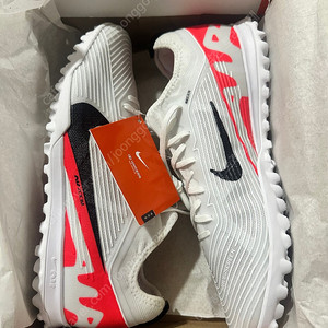 나이키 줌 베이퍼 15 프로 TF / 275