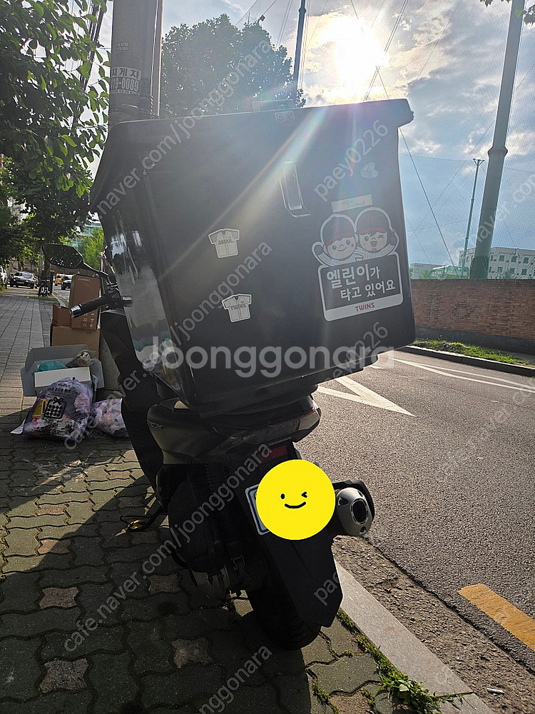 24년식 PCX125 13200km 판매합니다--0