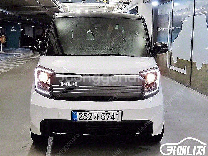 [기아]더 뉴 레이 시그니처 (5인승)2023 년식 흰색 문제 없는 중고차--0