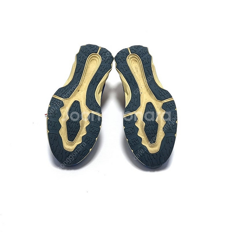 아식스 x 아픽스 노바블라스트 275 ​--4