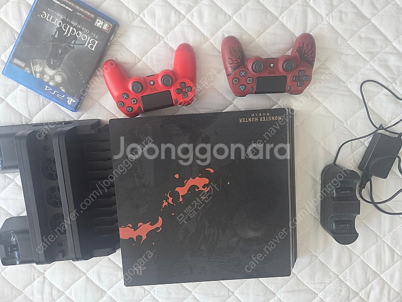 PS4 PRO 몬헌 월드 리오레우스 에디션--0