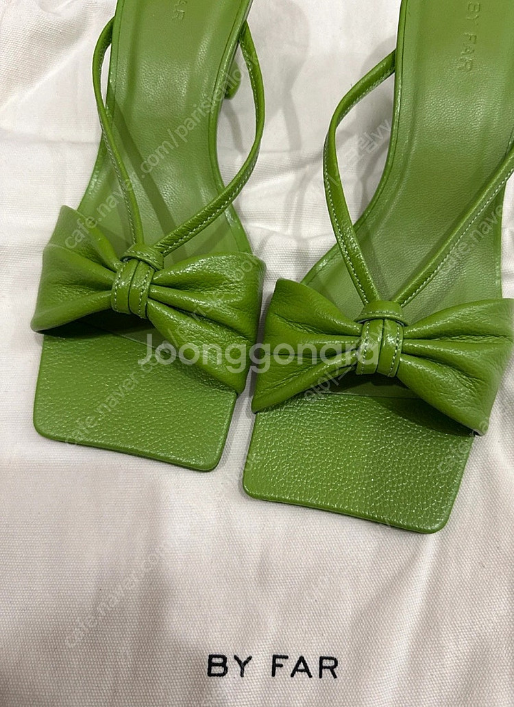 BY FAR 샌들 37 새상품(그레인 램스킨)--0