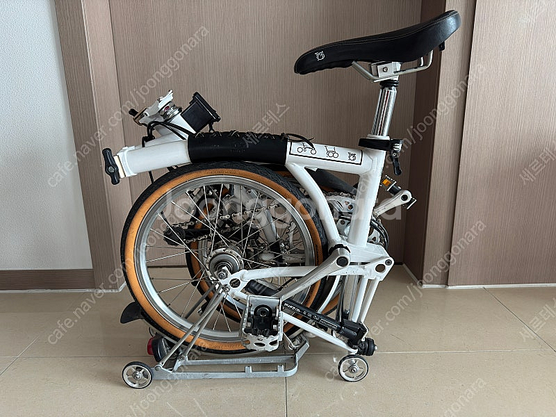 브롬톤 M6R 화이트--9