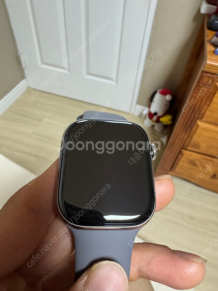 애플워치10 46mm 네츄럴티타늄 판매합니다.--0