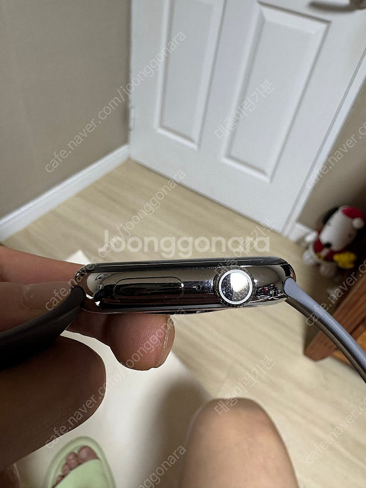 애플워치10 46mm 네츄럴티타늄 판매합니다.--2