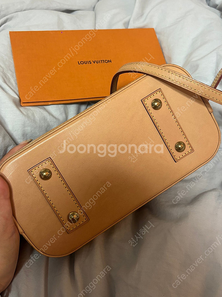[정품] 루이비통 알마 BB 모노그램 가방 판매해요--4