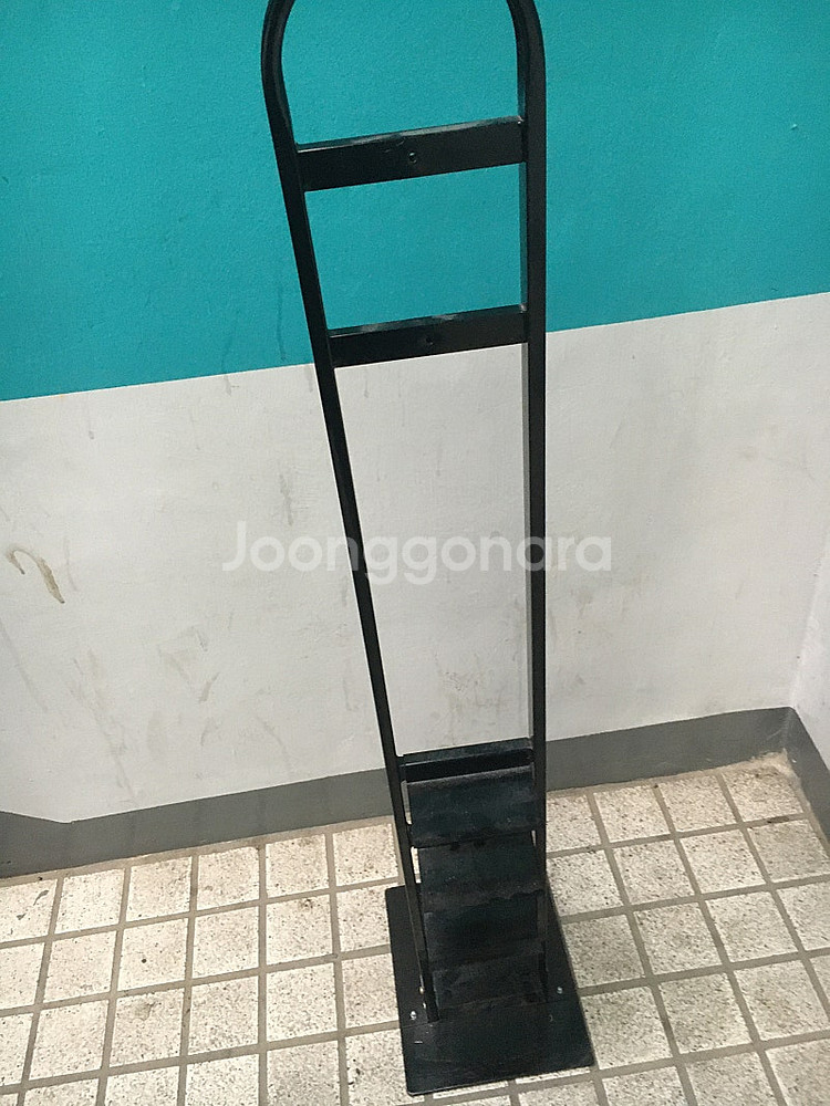 다이슨 무선청소기 충전거치대 스탠드--2