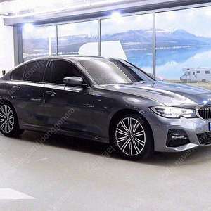 67,553 km 2021년식 BMW 3시리즈 중고 M 스포츠 중고자동차가격 회색