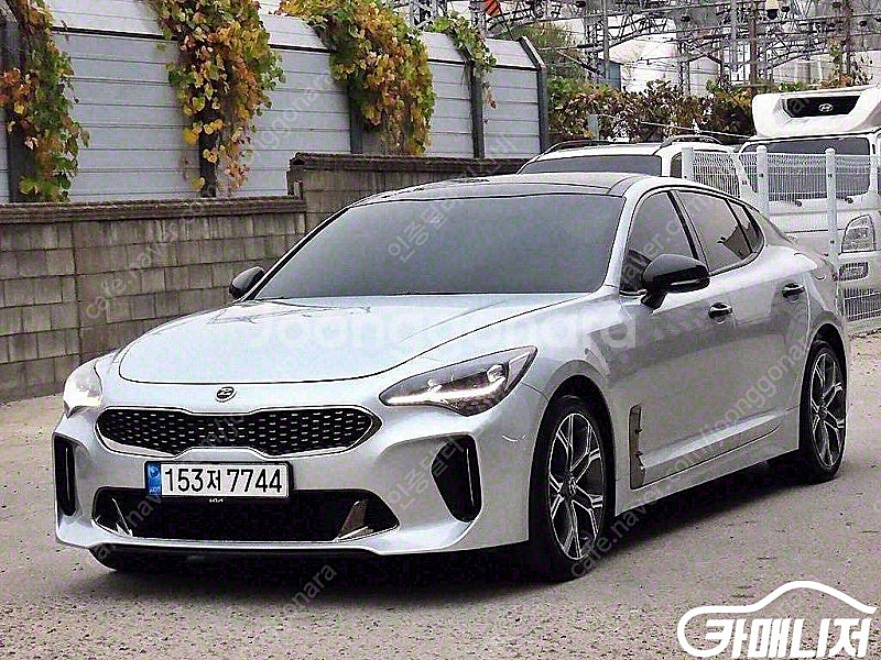 수원중고차 스팅어 디젤 2.2 2WD 플래티넘 2018...--0