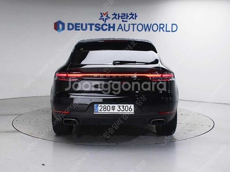 포르쉐 마칸 중고차 할부가능 검정색 2019년식 가솔린...--5